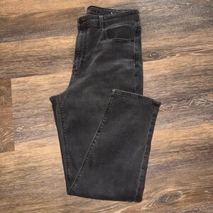 American Eagle mom jean